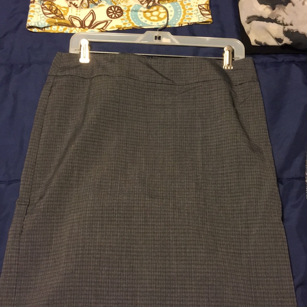 Skirt for business wear
